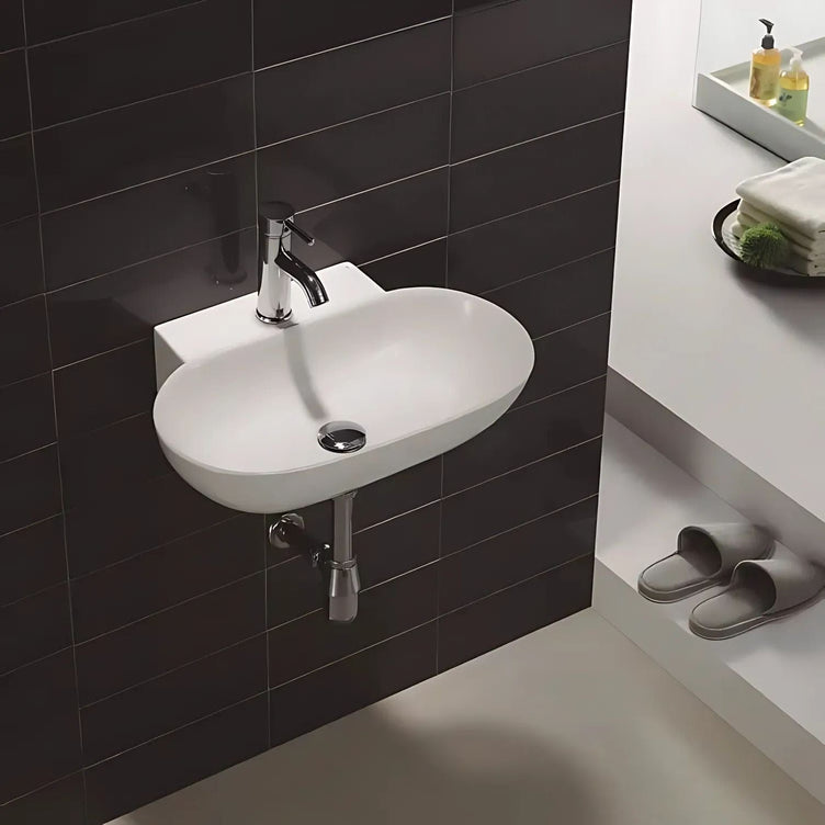 Bathco Zobarzo Vegghengt Servant Porselen