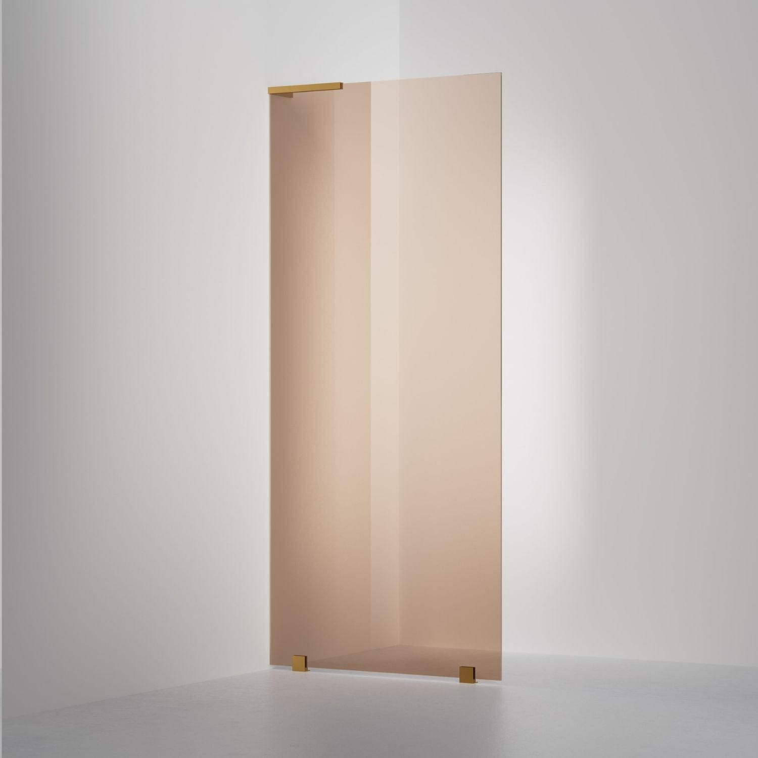 INR Dusjvegg ARC 20 Original Skjermvegg Måltilpasset Brushed brass / Måltilpasset - venstre / Bronse glass INR Iconic Nordic Rooms Dusjvegg INR-120442800