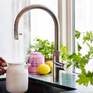 Quooker Flex alt-i-ett kjøkkenarmatur med uttrekksslange