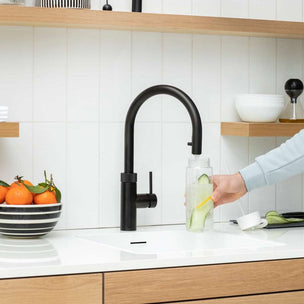 Quooker Flex alt-i-ett kjøkkenarmatur med uttrekksslange