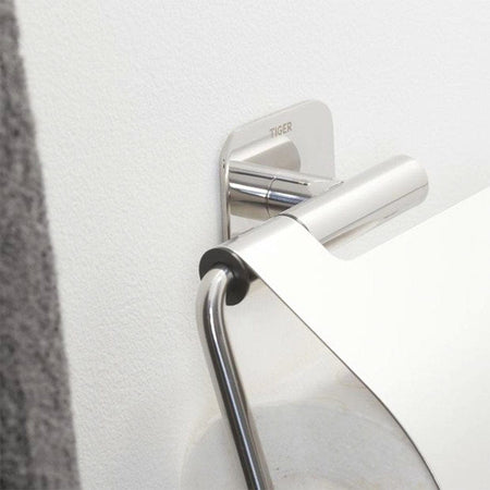 Tiger Colar toalettrullholder med lokk 