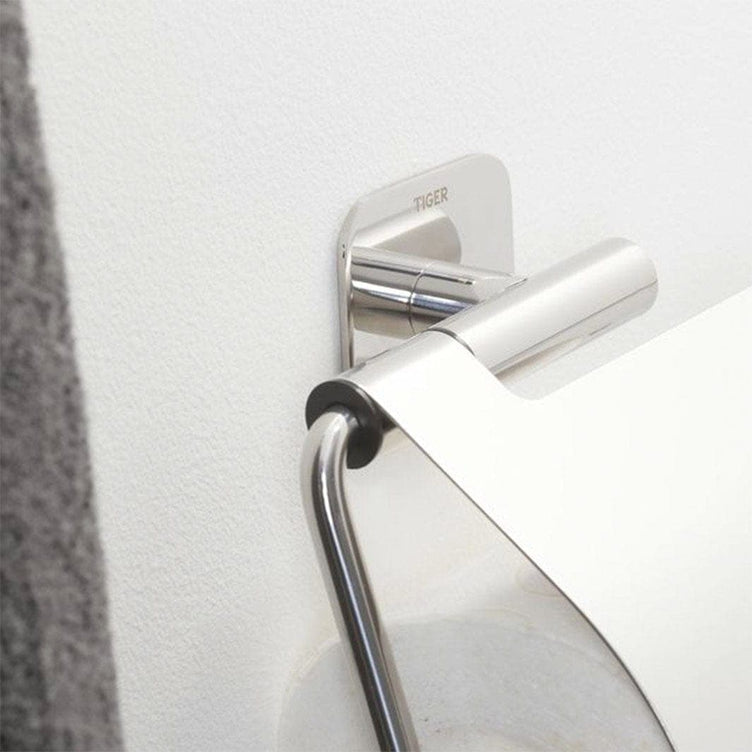 Tiger Colar toalettrullholder med lokk 