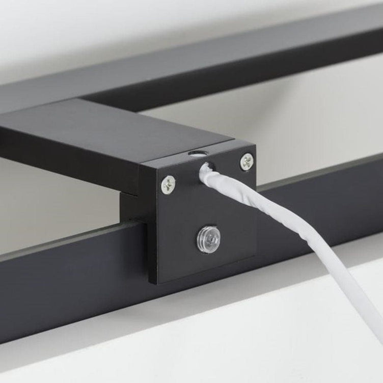 OUTLET: Tiger Yaro 17cm Baderomsbelysning LED